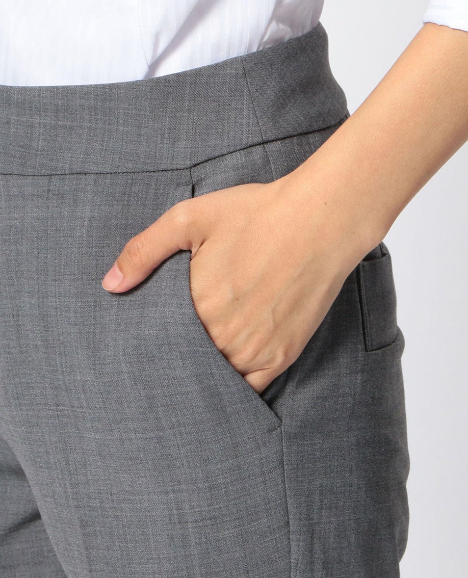 マーベルト風テーパードパンツ