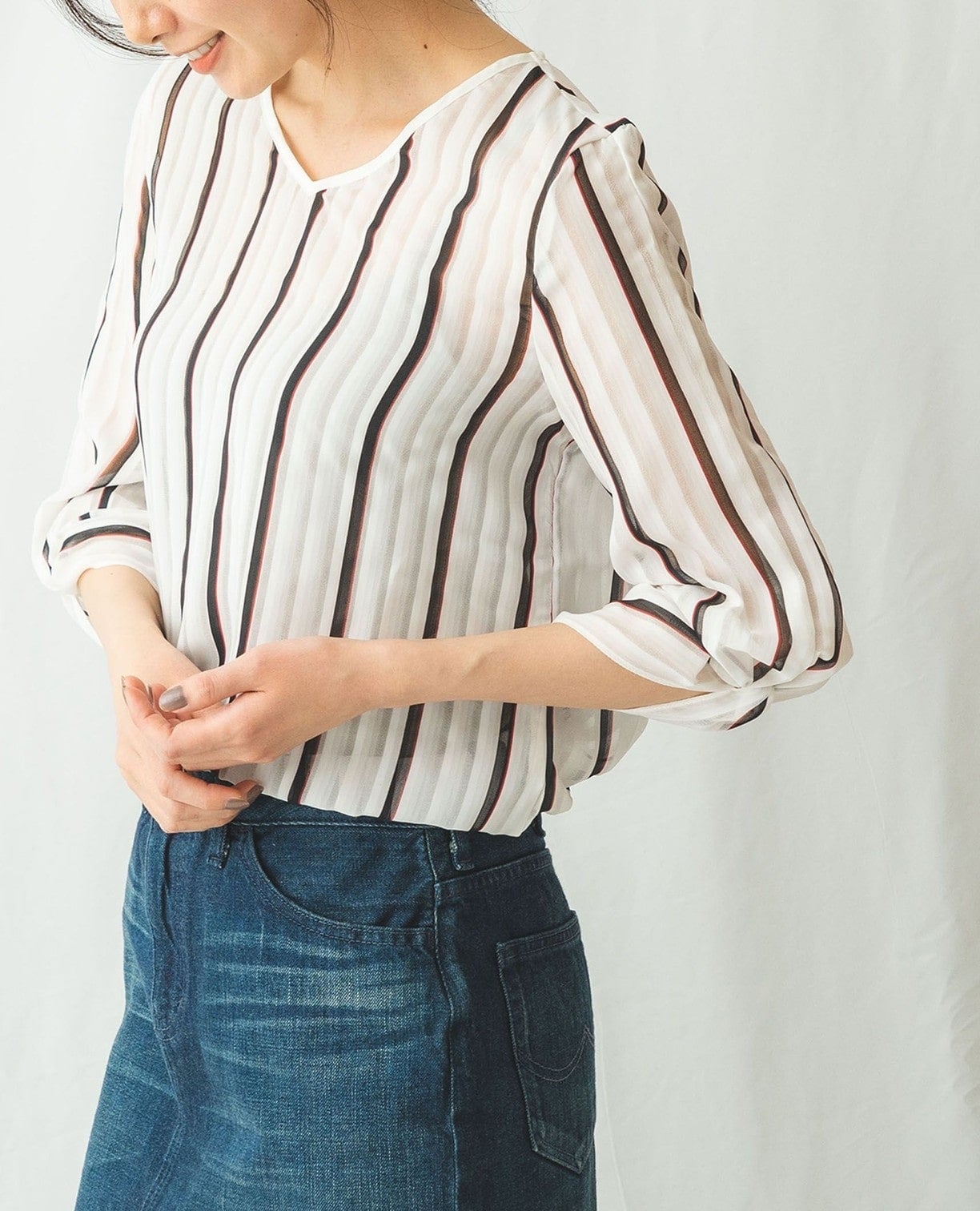 シフォンストライプ袖コンシャス七分袖ブラウス