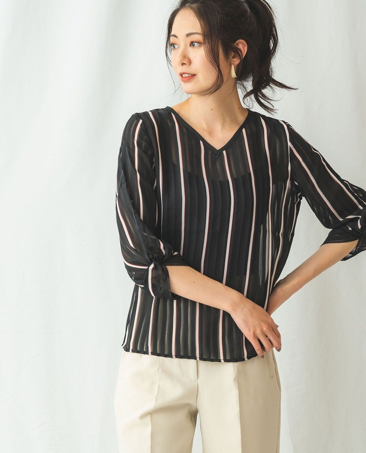シフォンストライプ袖コンシャス七分袖ブラウス