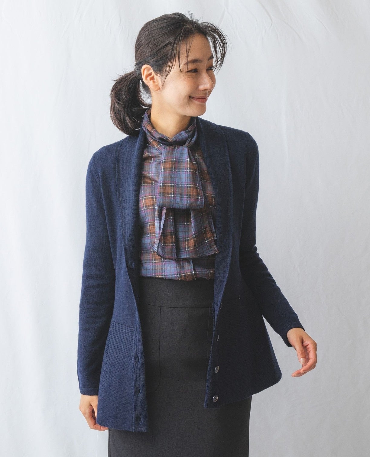 ペプラムニットカーディガン