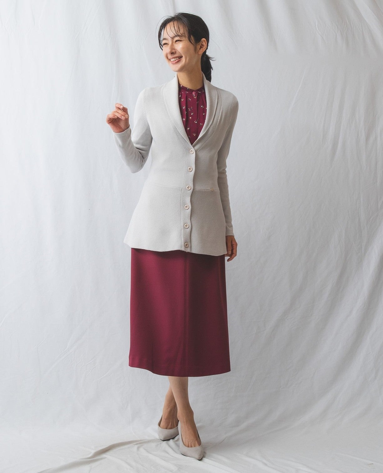 ペプラムニットカーディガン