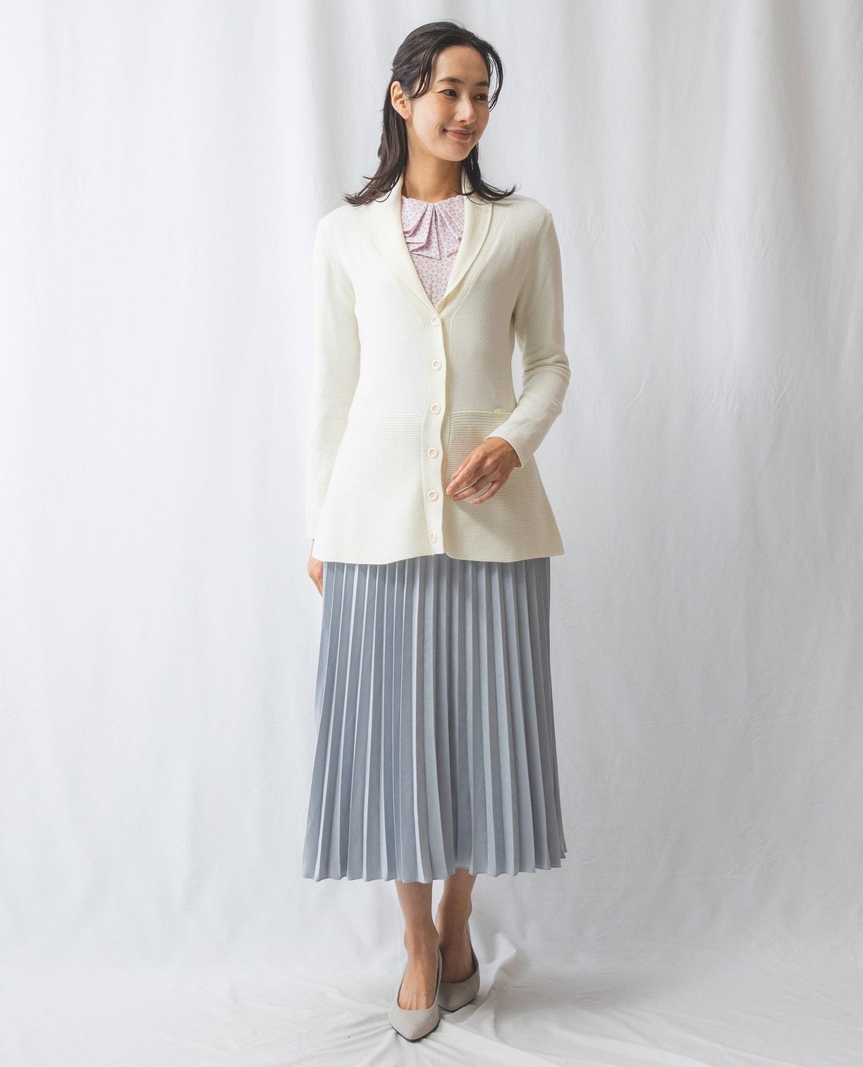 ペプラムニットカーディガン