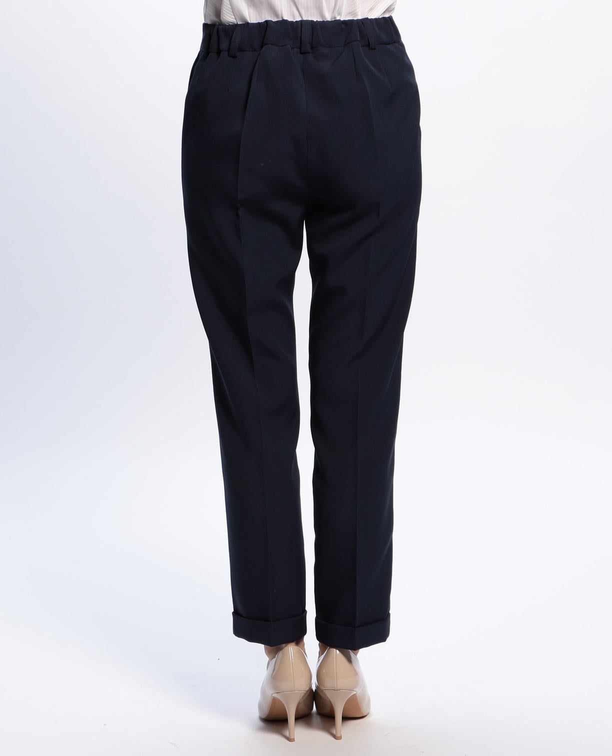 ストレッチストレートシルエットパンツ