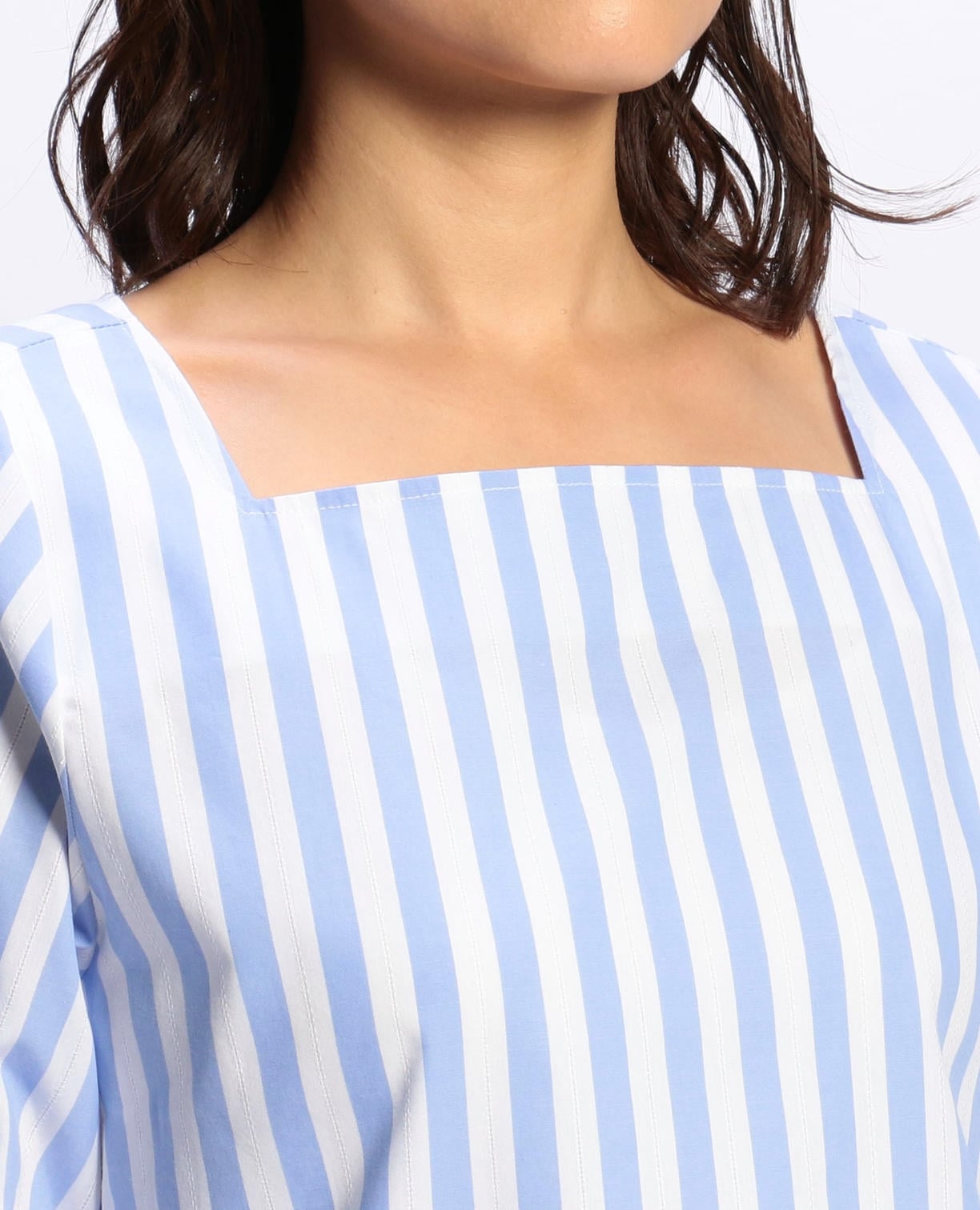 ストライプアイレットスクエア七分袖ブラウス